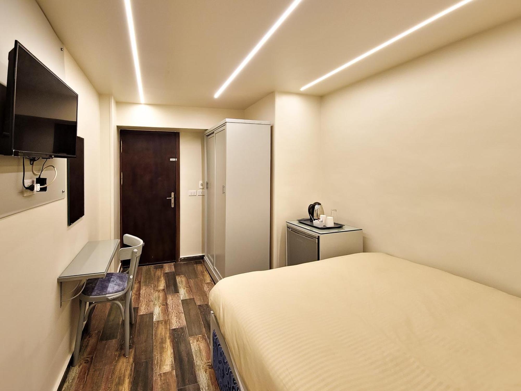 Hotel Ambiance Downtown 2*